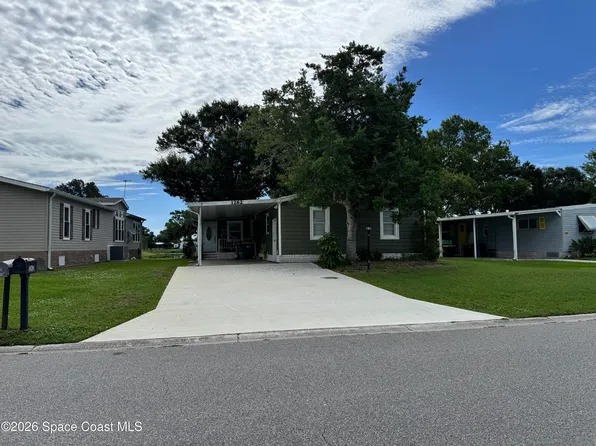1262 Waterway Dr, Barefoot Bay, FL 32976