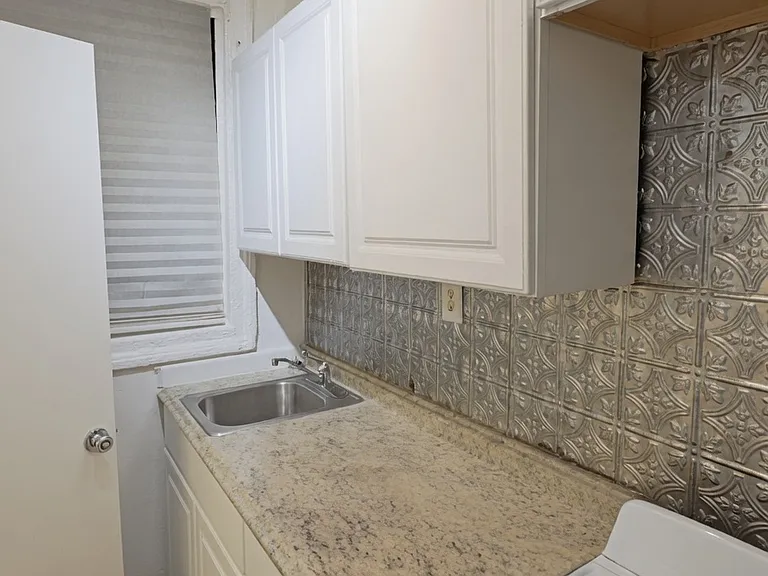 82 E 3rd St #2D — Photo 2