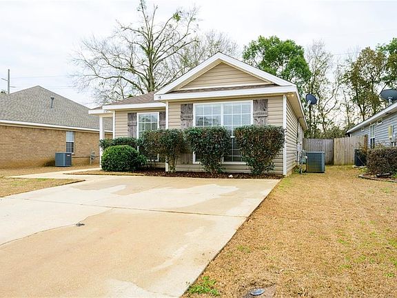 2nd image of 8945 Spring Grv S