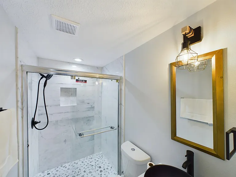 7702 Antoine Dr — Photo 49