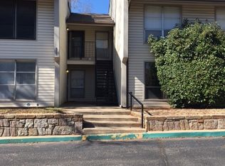 825 Red Bird Ln APT B, Norman, OK 73072