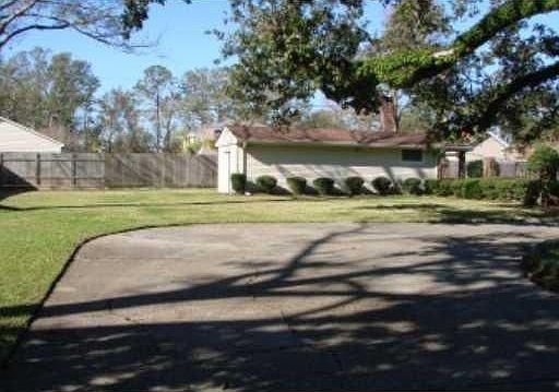 3rd image of 2228 Barton Dr