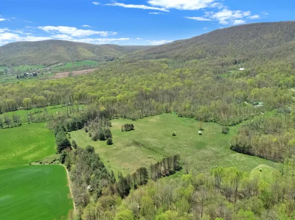 18762 Shady Maple Rd, Broad Top, PA 16621
