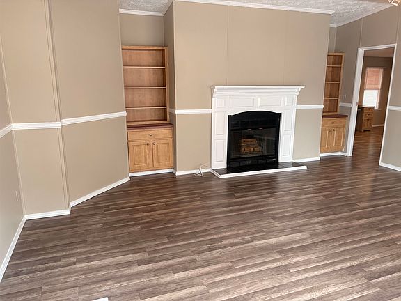 2nd image of 2700 Capricorn Dr.