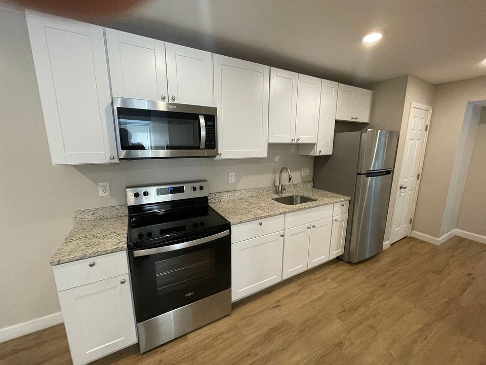 4184 Livingston Rd SE # 3 br / 1.0 ba, $2000, Washington, DC 20032 | Zillow