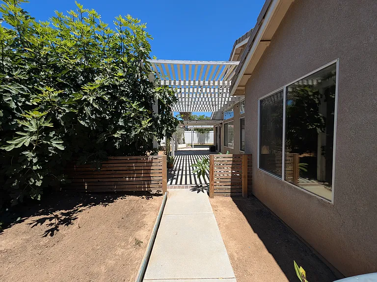 3850 Millbrae Ter — Photo 17