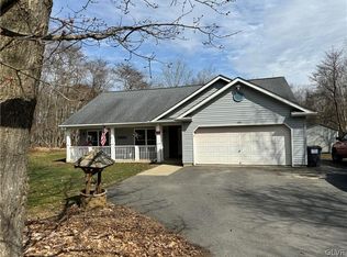 1122 Toll Rd, Effort, PA 18330