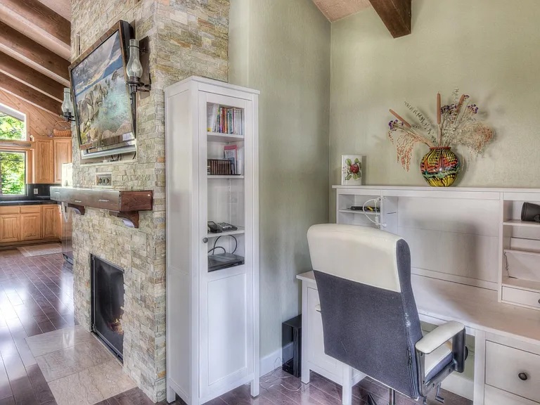 Desk nook in Great room