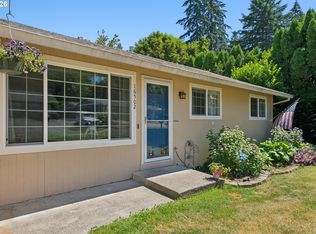16502 SW Gleneagle Dr, Sherwood, OR 97140