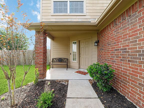 3rd image of 6742 Haven Forest Ln