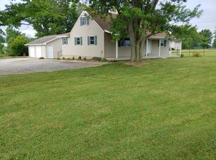 10420 Marion Center Rd, Hoagland, IN 46745