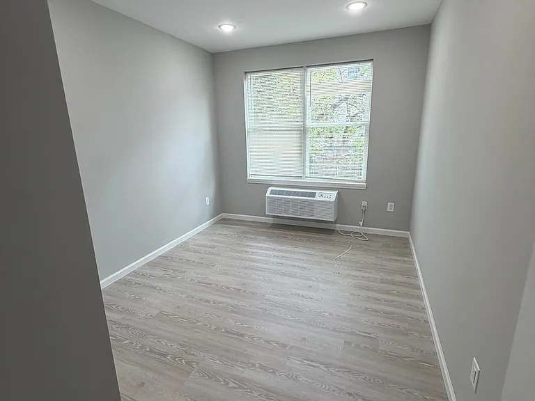 59 Pearl St #202 — Photo 7
