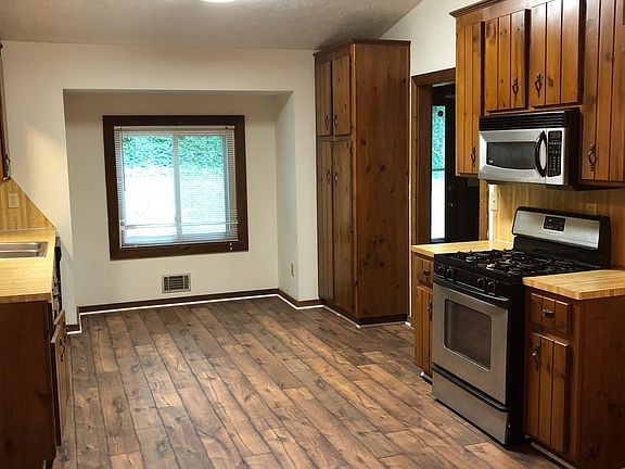 Kitchen with Breakfast nook beyond