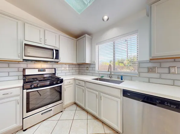 30275 Avenida Los Ninos, Cathedral City, CA 92234