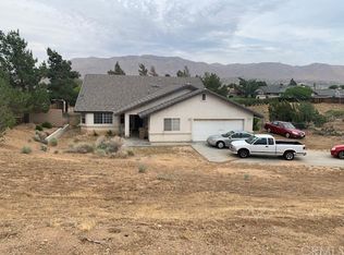 8031 Mono Dr, Hesperia, CA 92345