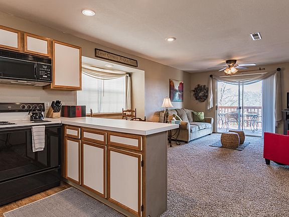 5th image of 18 Gold Finch Dr APT 3