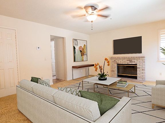 4th image of 4113 Primrose Way