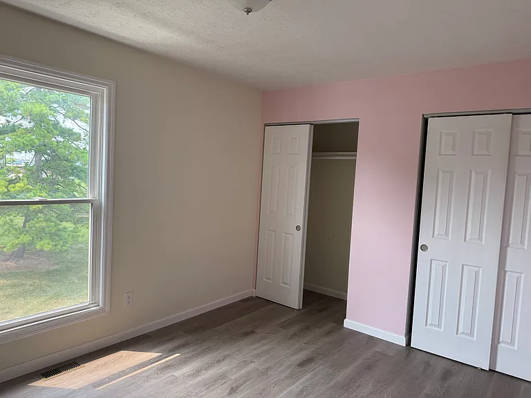 4947 Columbia Cir #0 — Photo 3