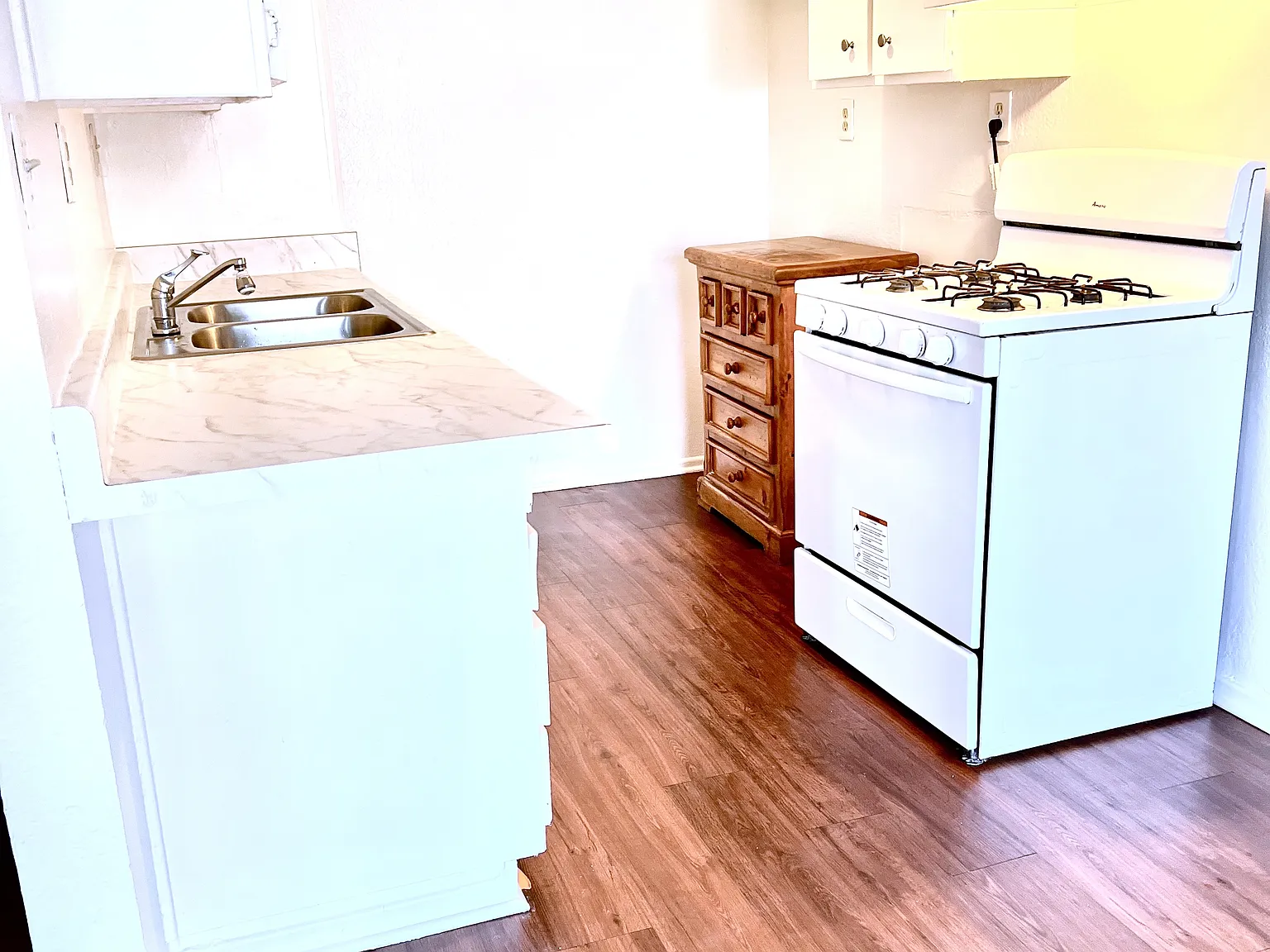 2 bed, $2,300 — Photo 2