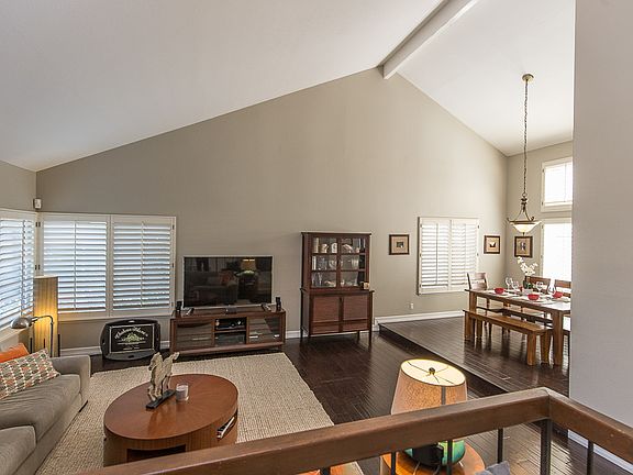 3rd image of 2912 Eagle Heights Ct