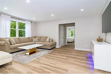 2531 East 7th Street, #1J