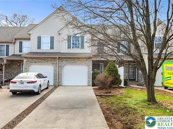 2nd image of 8014 Heritage Dr