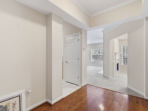 5th image of 3275 Lenox Rd NE APT 314