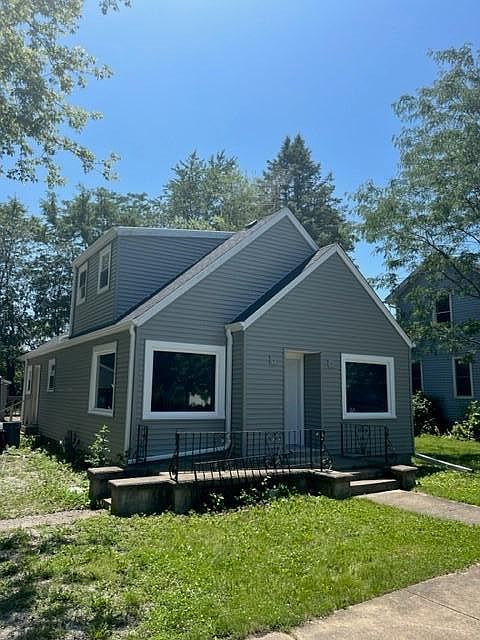 1st image of 336 Blaine Ave