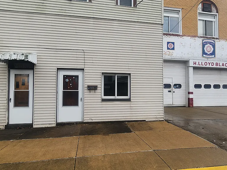 225 Emerson St #B — Photo 1