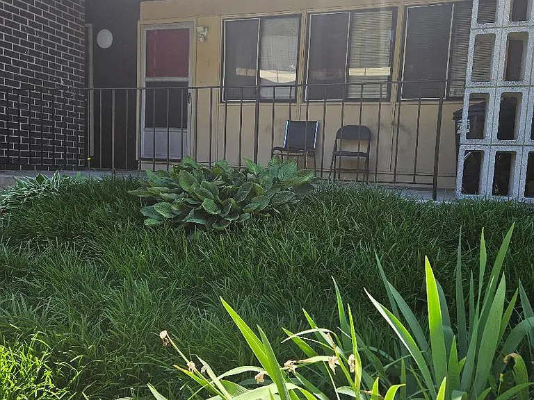3936 Stone Gate Dr #D — Photo 34