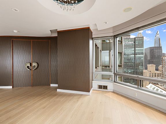 2nd image of 301 W 57th St APT 39E