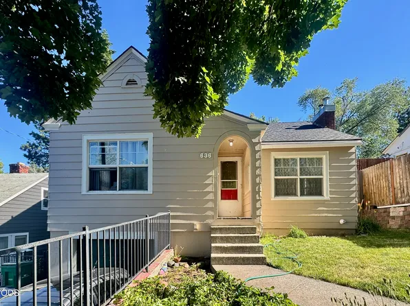 636 Roseway Dr, Klamath Falls, OR 97601