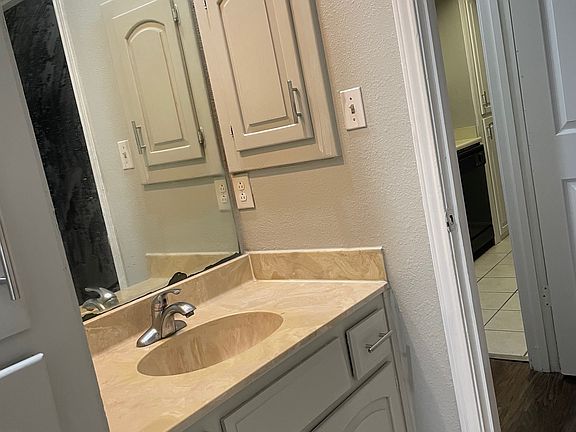 4th image of 11843 Braesview APT 2306