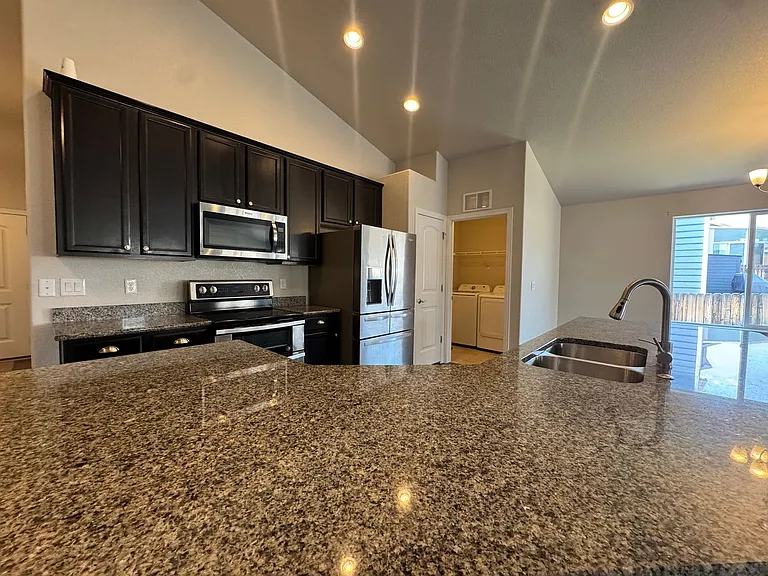 6131 Anders Ridge Ln — Photo 5