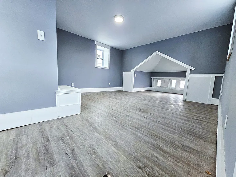 4831 E Washington St #4 — Photo 5