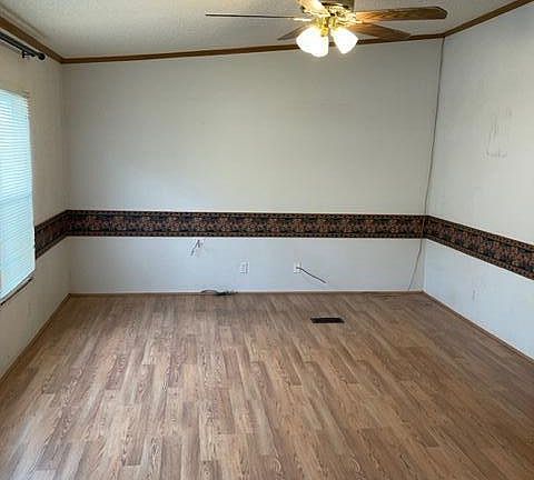 2nd image of 216 Loranger Dr