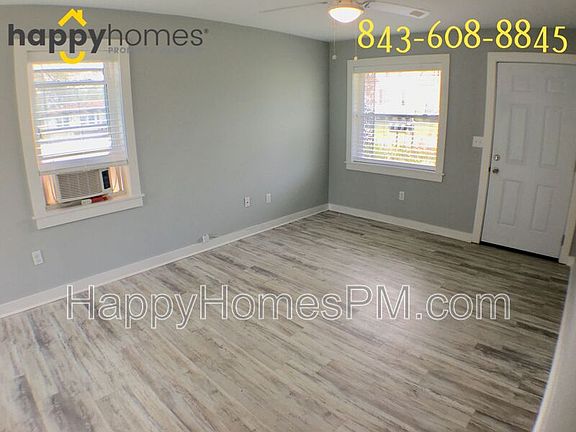 4th image of 1556 Kemper Ave APT C