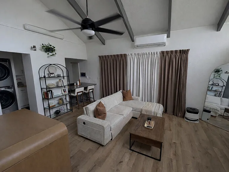 94-425 Lanikuhana Pl #1100 — Photo 2