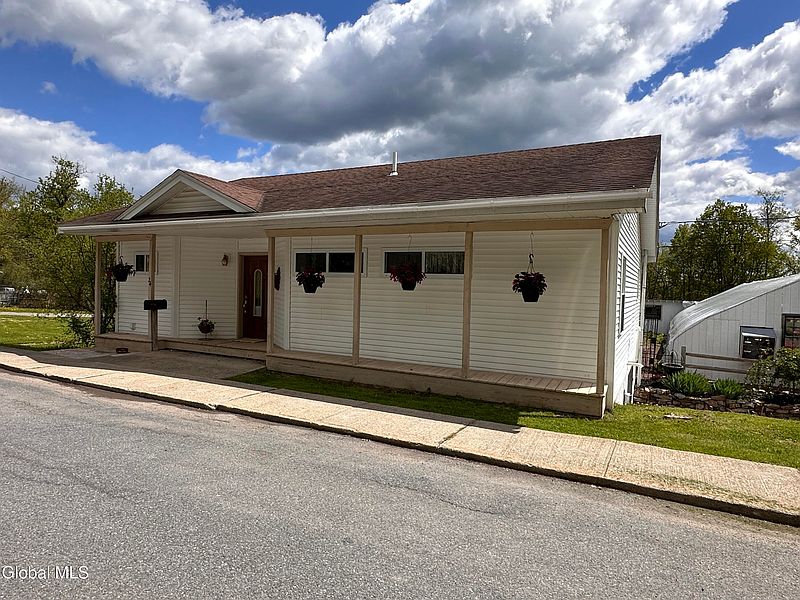 2nd image of 24 Mount Hope Avenue