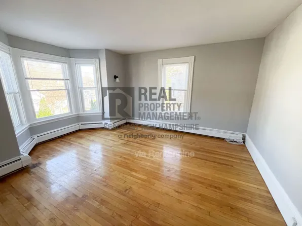20 Pearl St Unit B, Dover, NH 03820