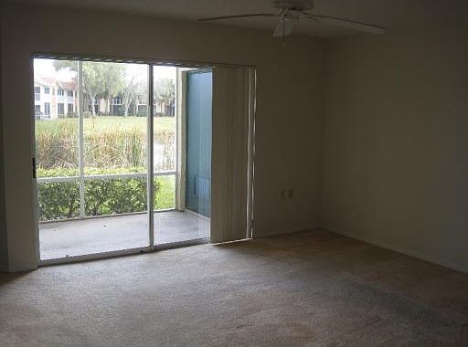 5th image of 6102 Glenmoor Dr
