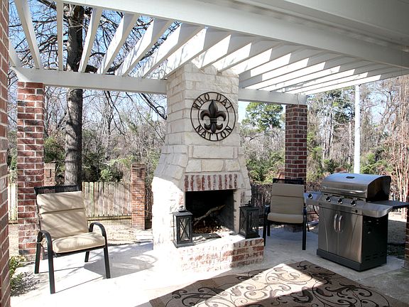 2nd image of 5236 Glen Abbey Ln