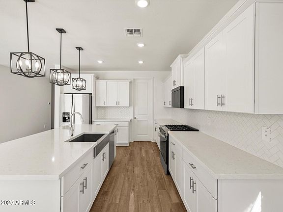 5th image of 15981 W DESERT SPOON Drive