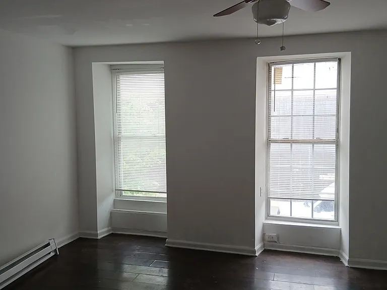 1944 W Pratt St #2 — Photo 5