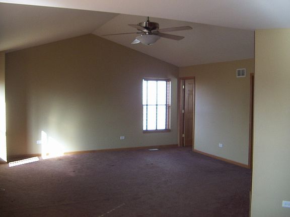 5th image of 1006 Liberty Dr