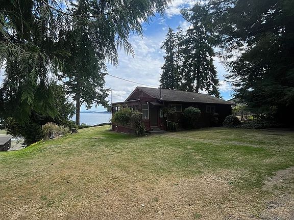 3rd image of 7620 Andrews Beach Rd NE