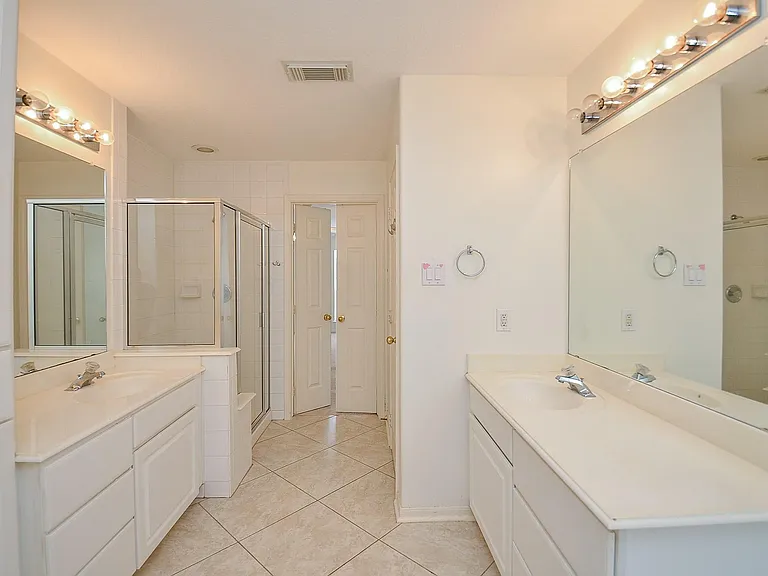 2710 Grants Lake Blvd #I4 — Photo 29