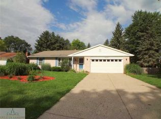 4391 Cherrywood Dr, Okemos, MI 48864