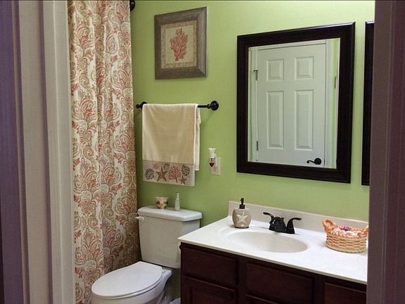 Updated bath with Dual Sinks