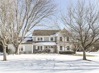 139 Deer Valley Dr, Deer Park, IL 60010